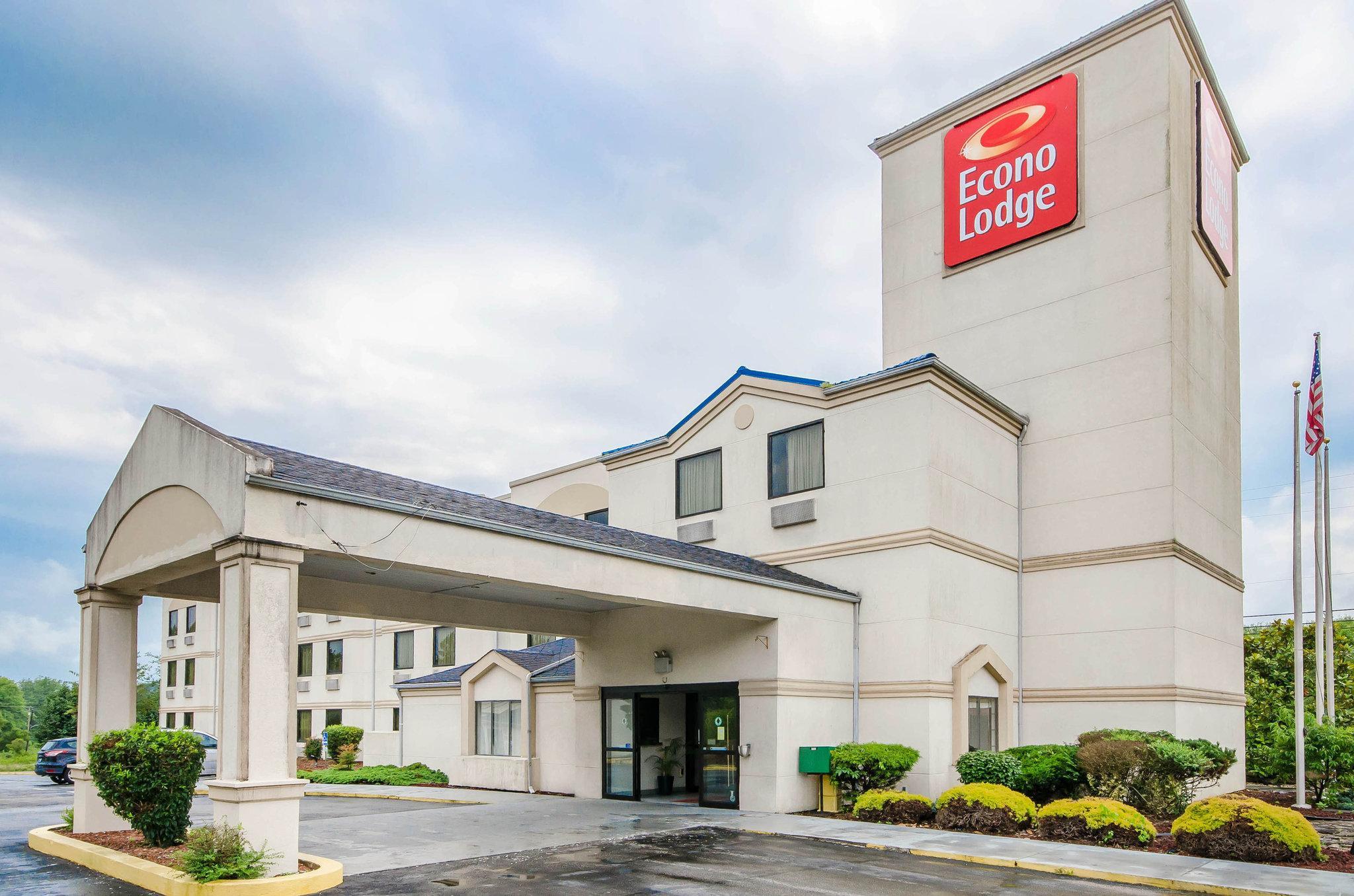 Econo Lodge London Bagian luar foto