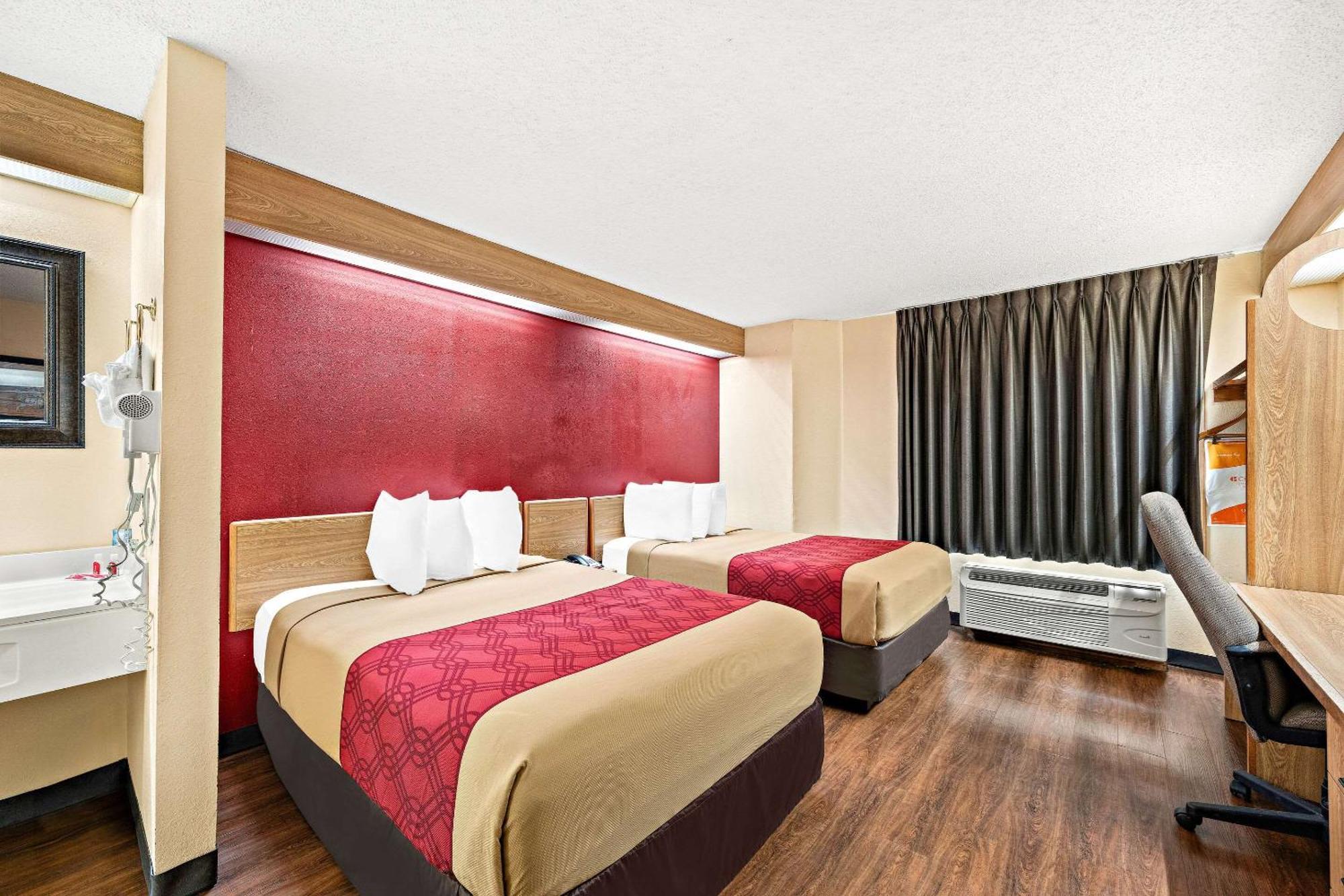 Econo Lodge London Bagian luar foto